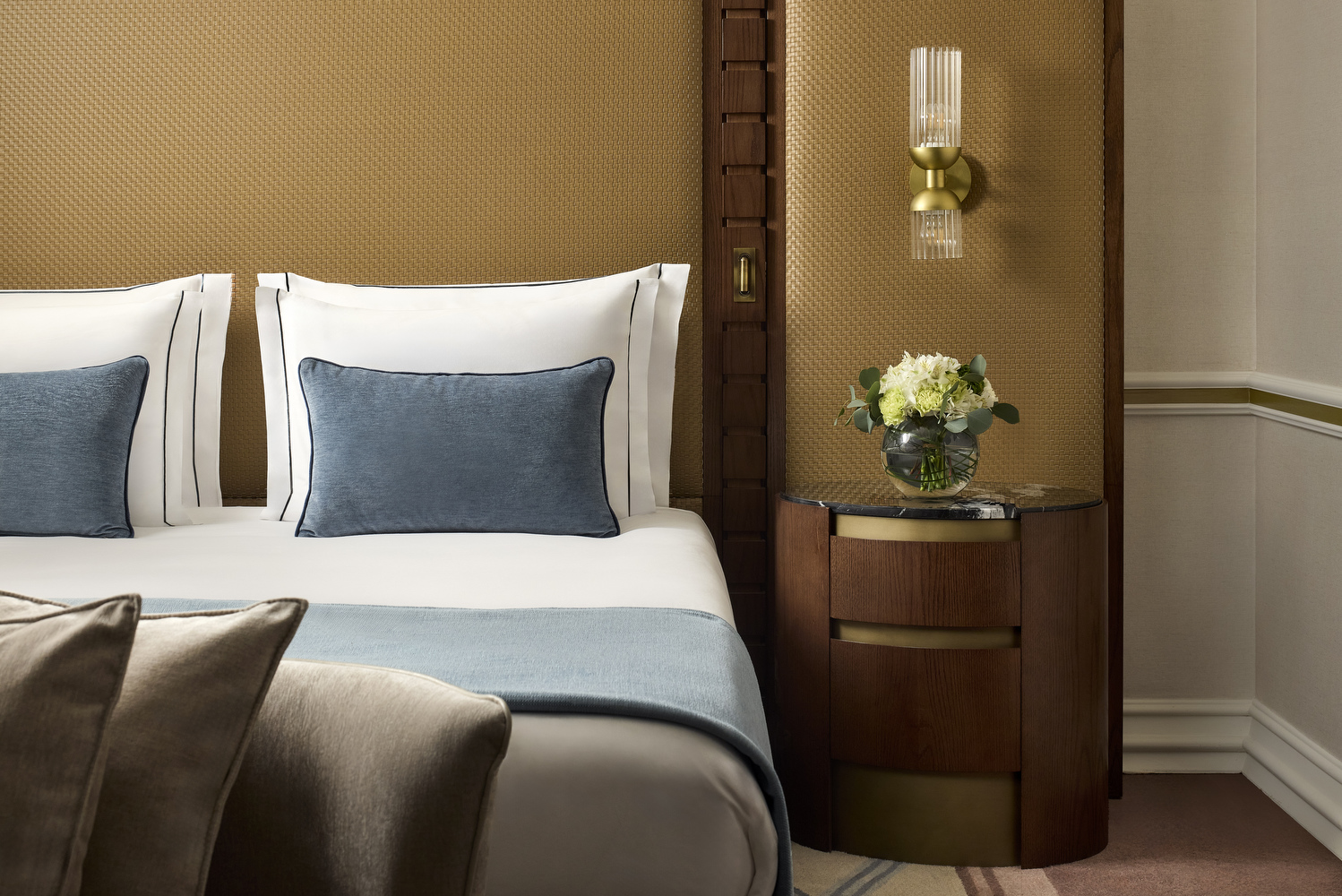 XXX  / Producao do fruto Pitaia em Vila Nova de Cacela no Algarve, 4 de Setembro 2024 / creditos: FILIPE FARINHA/LUSA