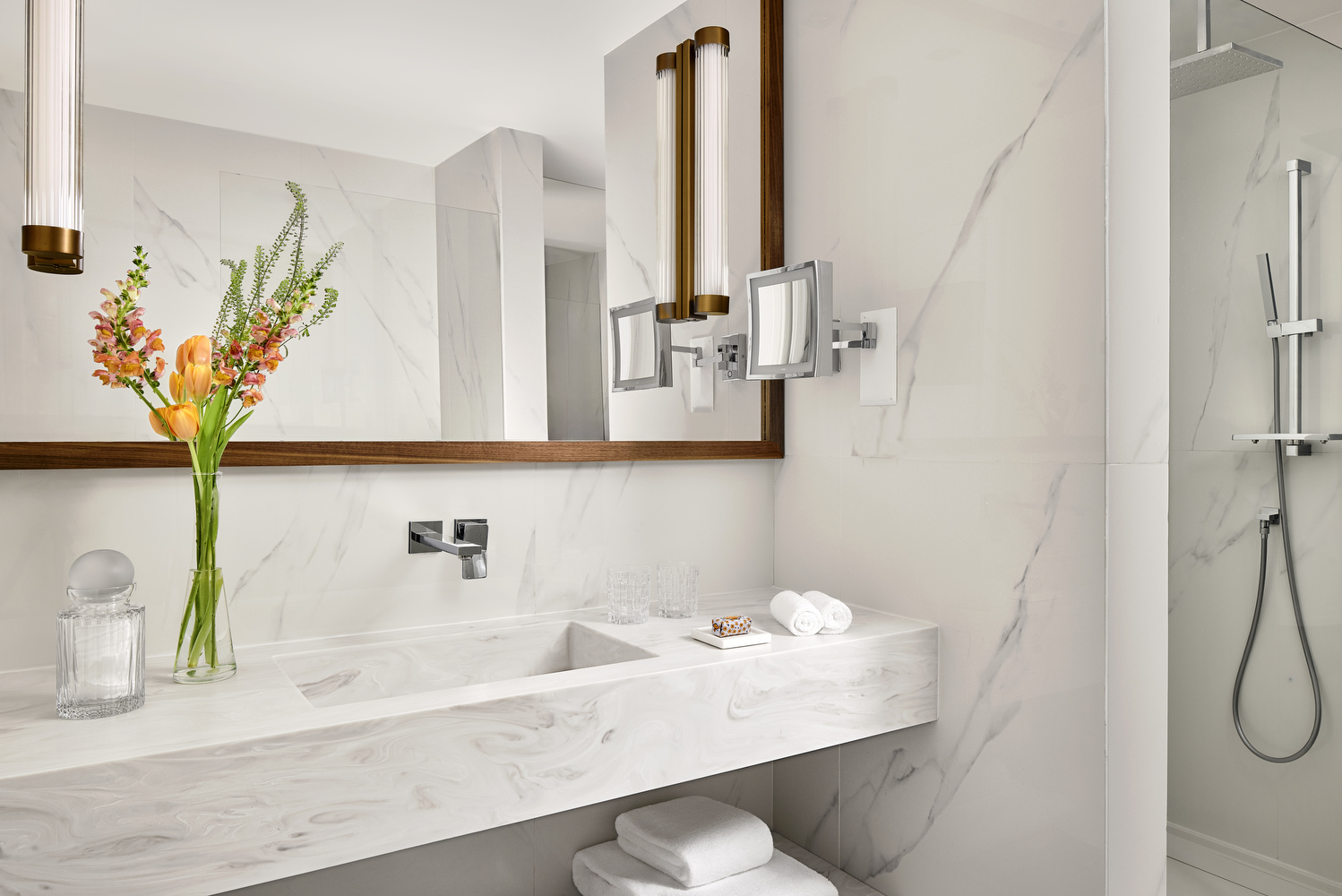 XXX  / Producao do fruto Pitaia em Vila Nova de Cacela no Algarve, 4 de Setembro 2024 / creditos: FILIPE FARINHA/LUSA